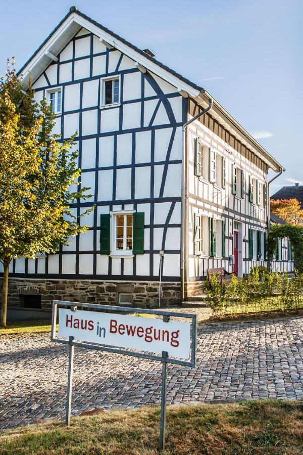 Ferienhaus Im Fachwerkhof 'Haus In Bewegung' Seelscheid Εξωτερικό φωτογραφία